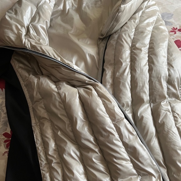 Jacket - Picture 7 of 7